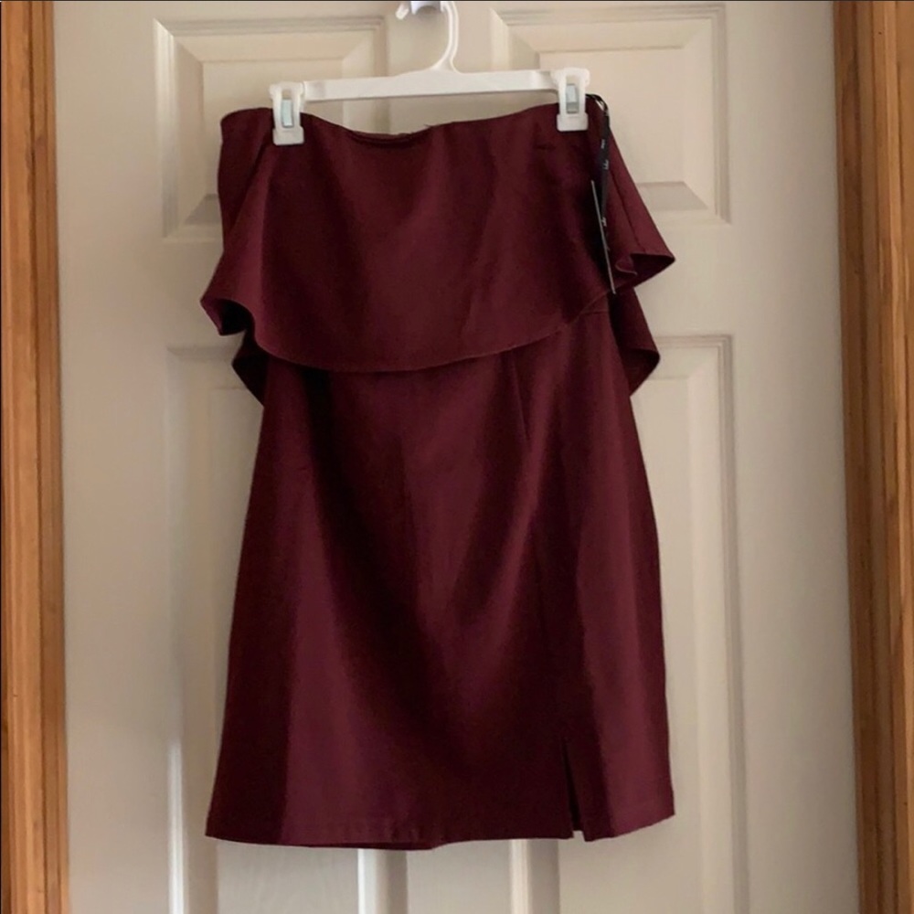NWT Lulu’s Strapless Dress
